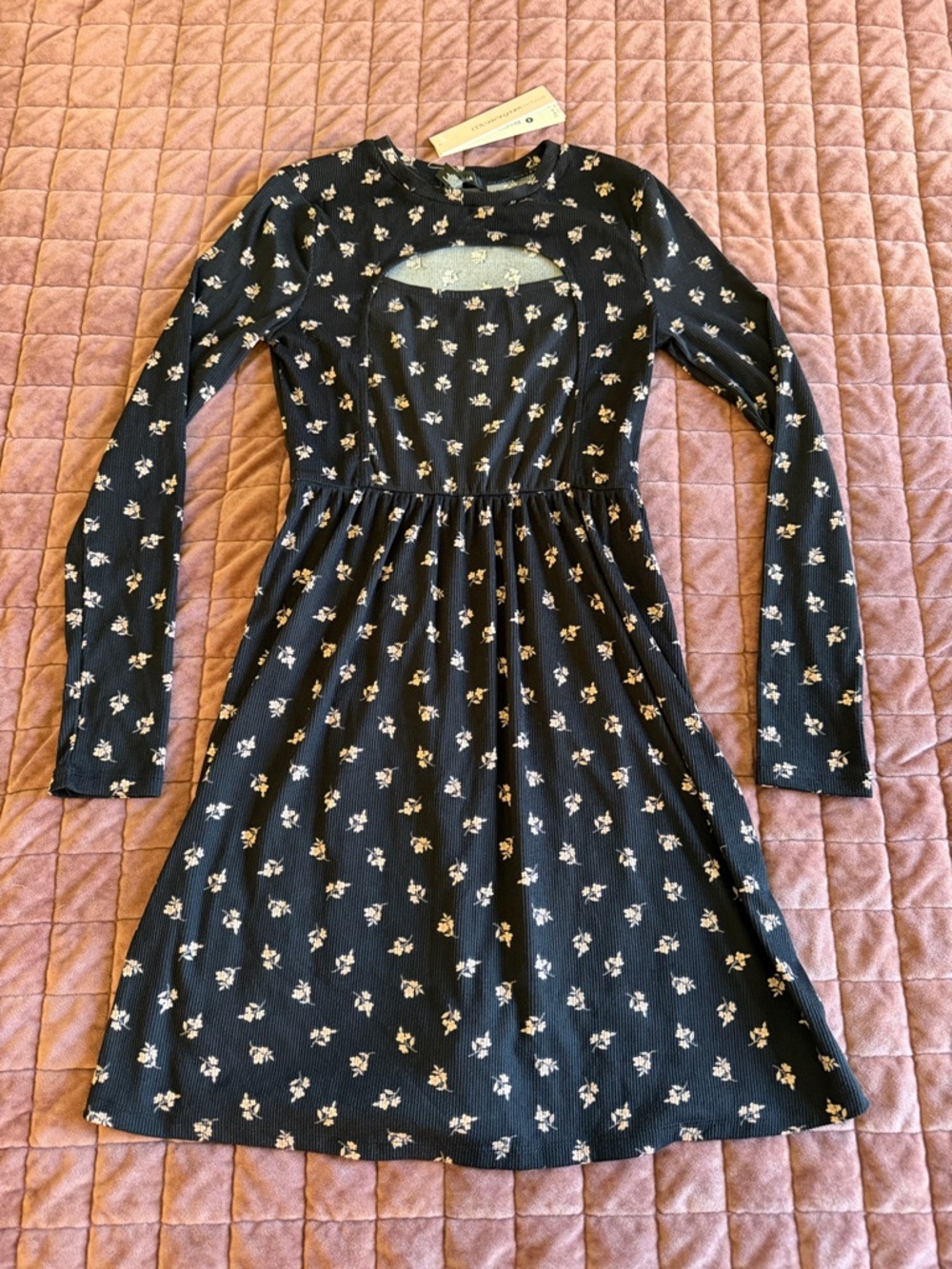 NWT Aqua Black Floral Long-Sleeve Mini Dress with Chest Cutout XS